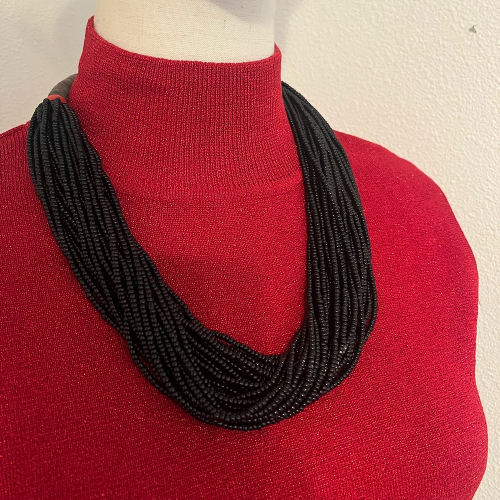 Elegant Black Beaded Necklace